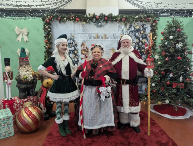 Evergreen Frostylocks is popping up at Queen Mary’s Market on Dec 20 and 21 from 12 to 5 pm. Santa Claus and Mrs Claus will be there too, so mark your calendars, bring the family, snap a cute pic, and finish that last minute Christmas shopping in one stop.