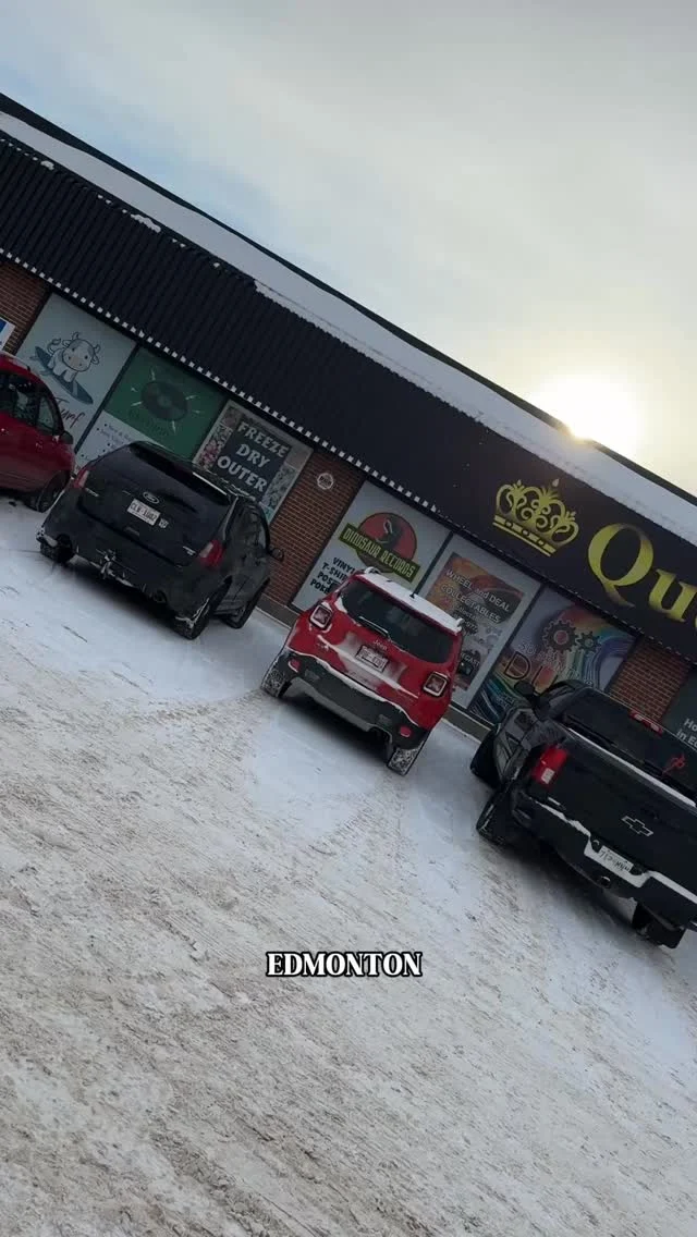 It’s almost the LAST WEEKEND before Christmas. Skip the mall madness and get all your Christmas shopping done at Queen Mary’s Market! Discover endless halls of local, unique gifts perfect for everyone on your list. 

Visit us SAT 10-6 and SUN 11-6 for the full market experience!

#yeg #yegmarket #yeglocal #yegchristmas #yegbusiness